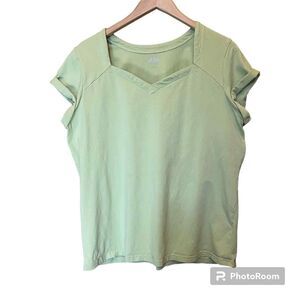 Bob Mackie Wearable Art V Neck, Cuffed Sleeve Top Size‎ L